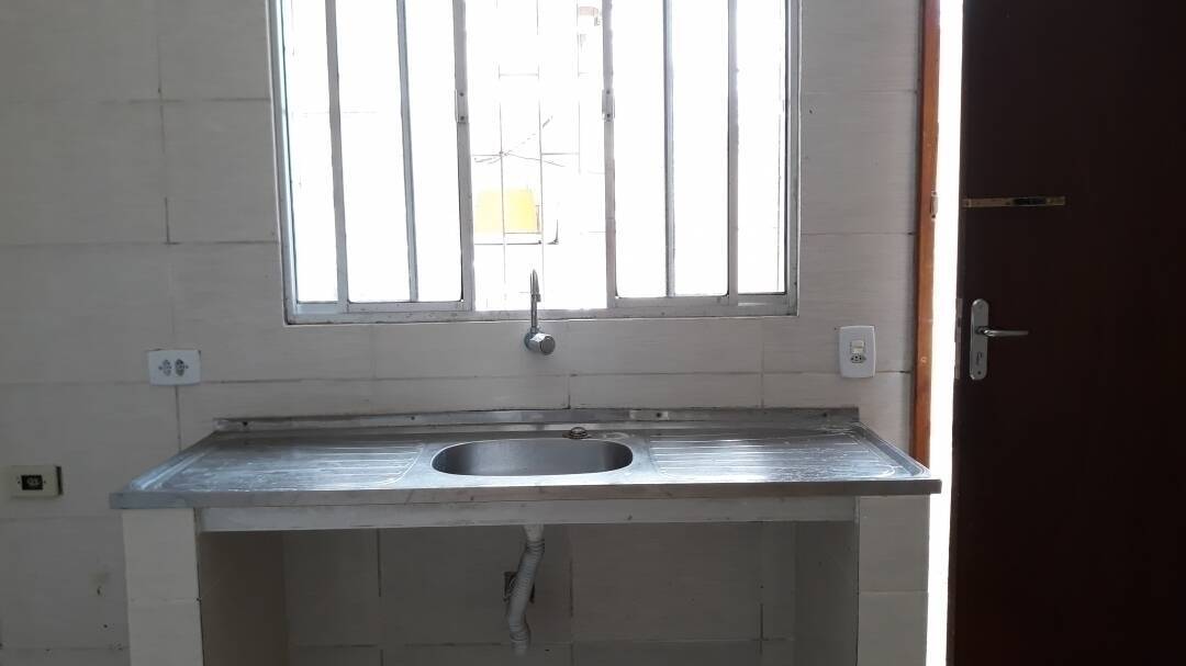 Sobrado à venda com 4 quartos, 250m² - Foto 14