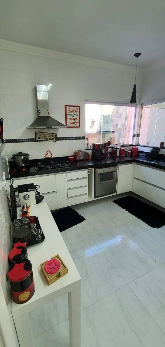 Sobrado à venda com 4 quartos, 390m² - Foto 10