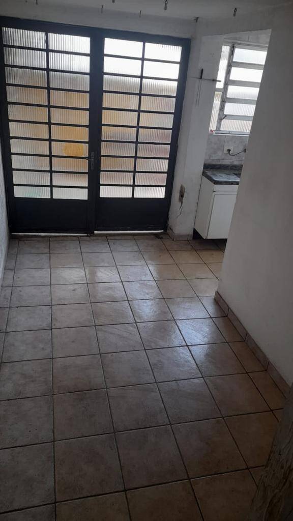 Casa à venda com 3 quartos, 210m² - Foto 18