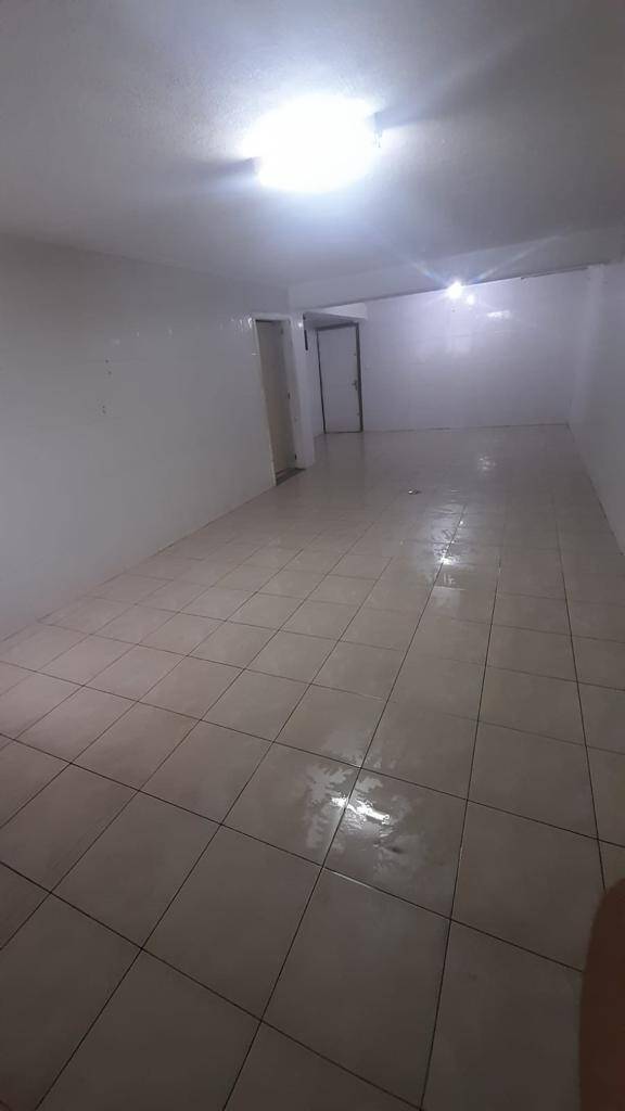 Casa à venda com 3 quartos, 210m² - Foto 25