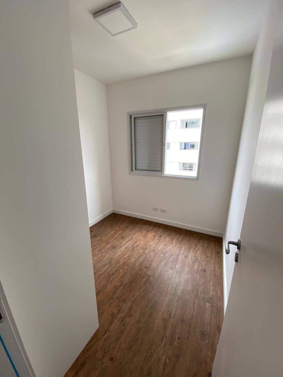 Apartamento à venda com 2 quartos, 56m² - Foto 10