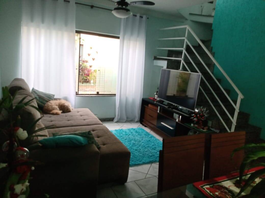 Casa de Condomínio à venda com 3 quartos, 110m² - Foto 2