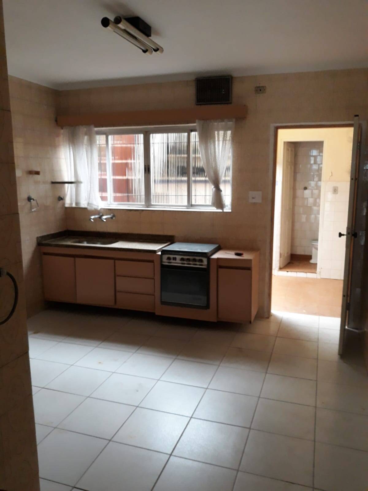 Casa à venda com 2 quartos, 95m² - Foto 12