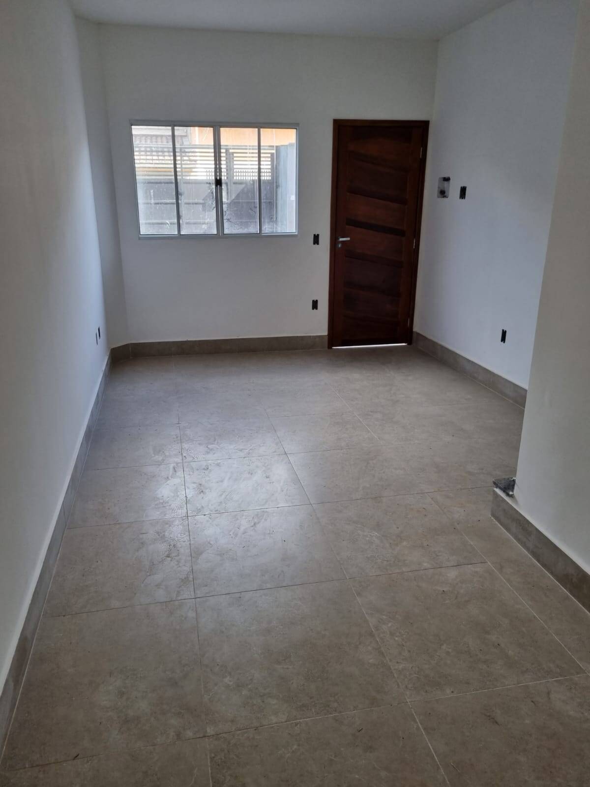 Sobrado à venda com 2 quartos, 71m² - Foto 1