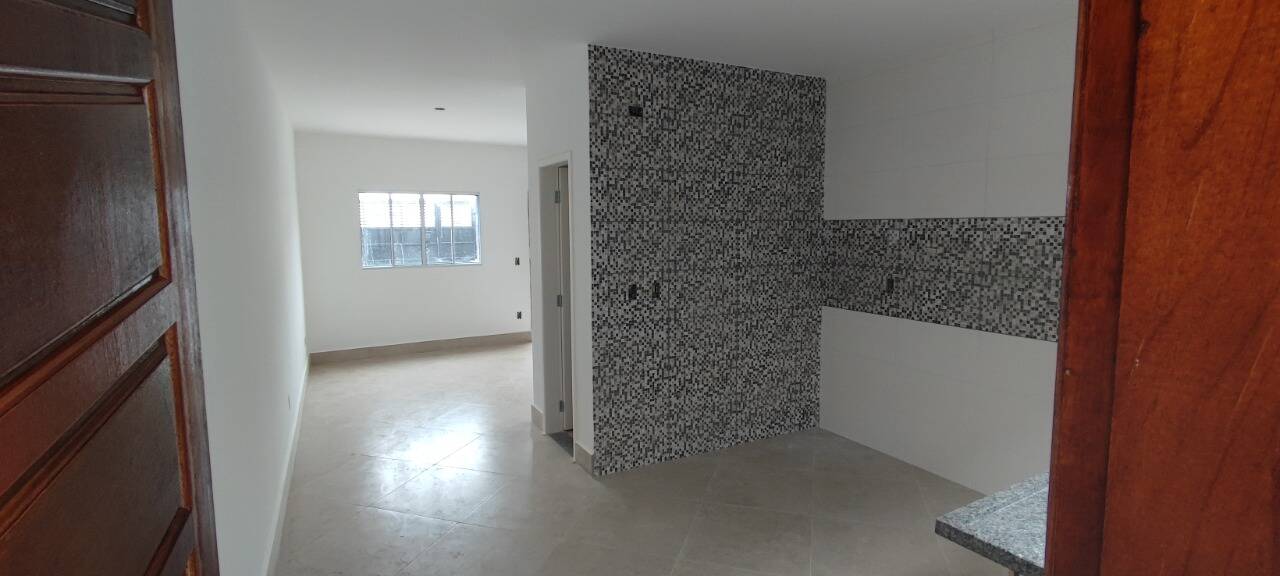 Sobrado à venda com 2 quartos, 64m² - Foto 1