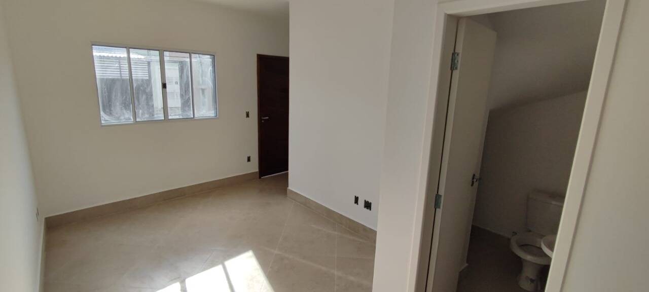 Sobrado à venda com 2 quartos, 64m² - Foto 2