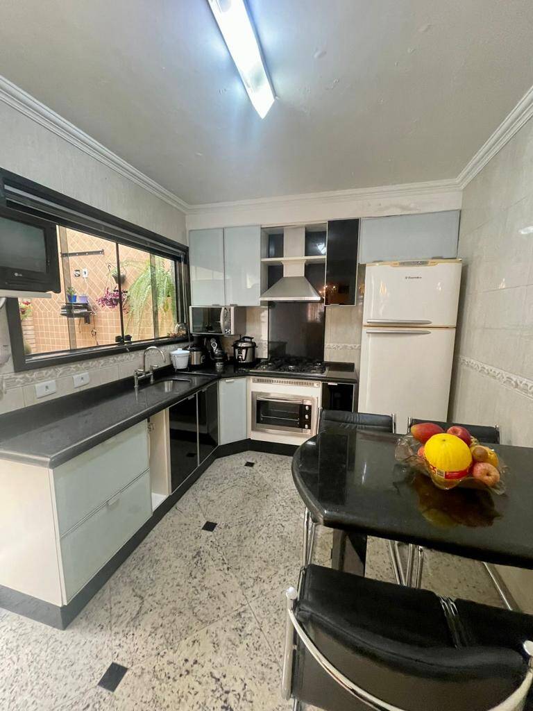 Sobrado à venda com 3 quartos, 150m² - Foto 5