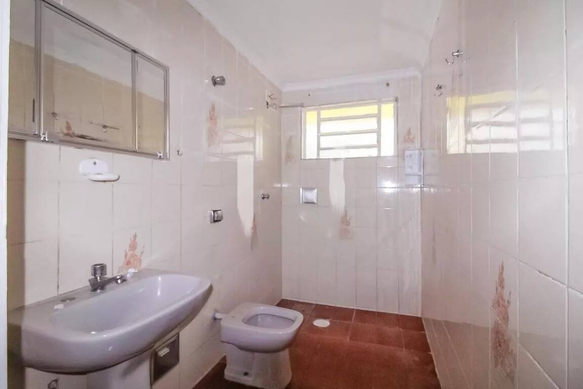 Casa à venda com 2 quartos, 313m² - Foto 22