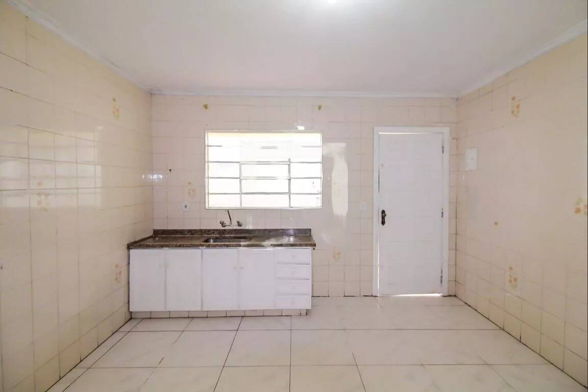 Casa à venda com 2 quartos, 313m² - Foto 25