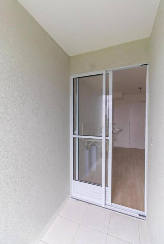 Apartamento à venda com 2 quartos, 38m² - Foto 2