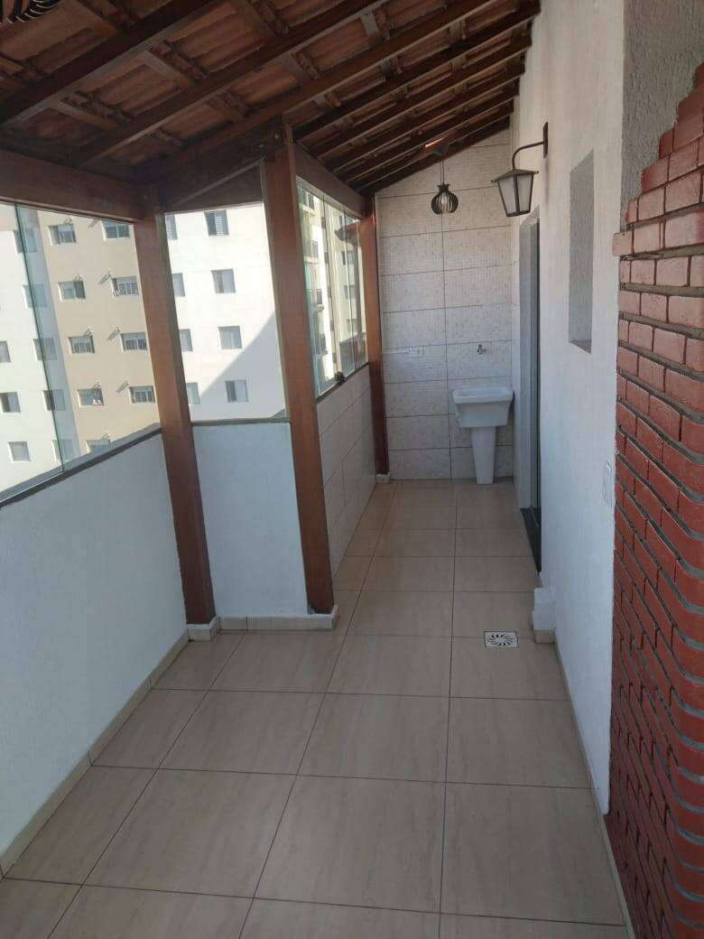 Apartamento à venda com 3 quartos, 110m² - Foto 2