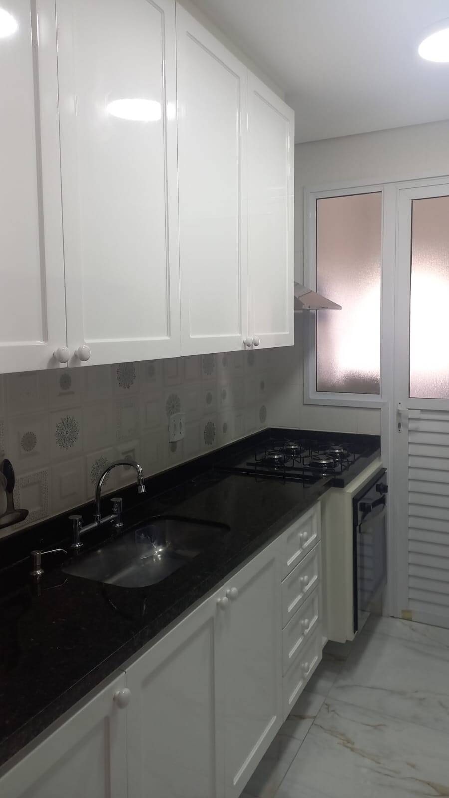 Apartamento à venda com 2 quartos, 74m² - Foto 6