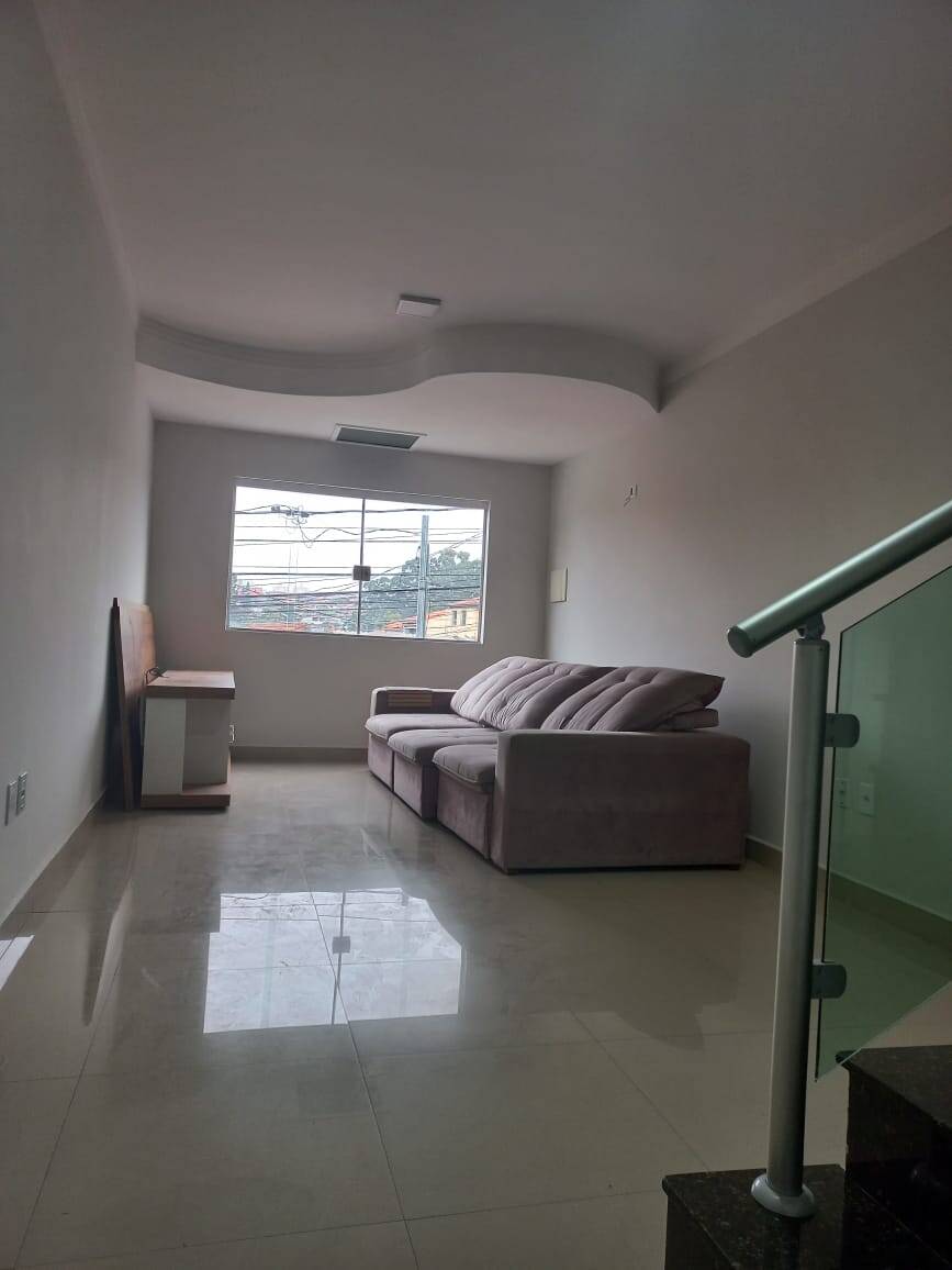 Sobrado à venda com 3 quartos, 130m² - Foto 2