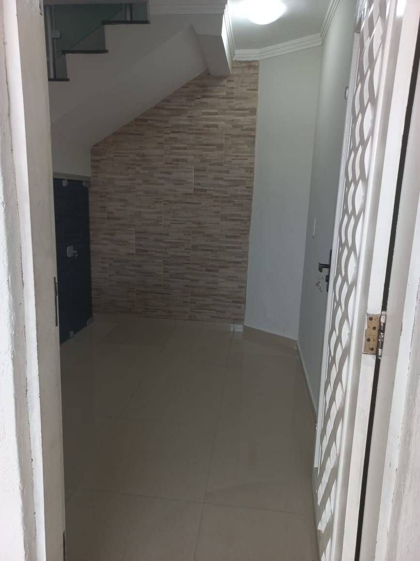 Sobrado à venda com 3 quartos, 130m² - Foto 4