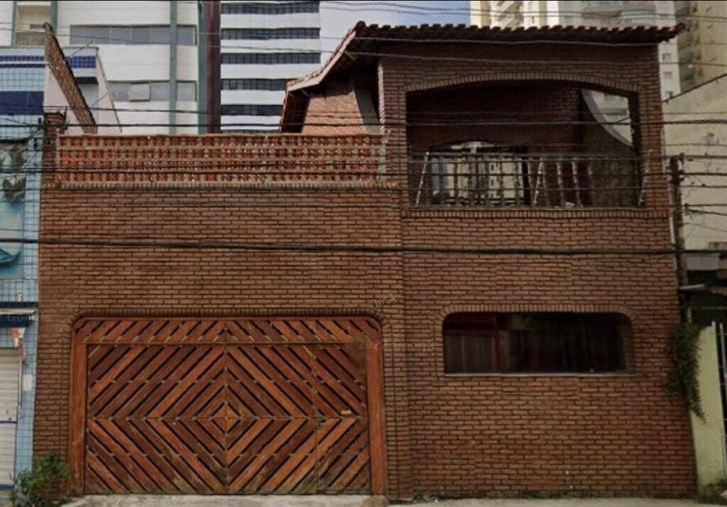 Sobrado à venda com 4 quartos, 250m² - Foto 1