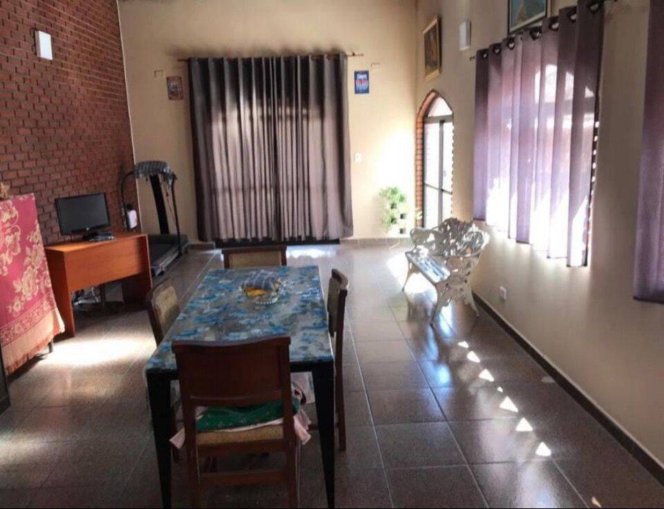 Sobrado à venda com 4 quartos, 250m² - Foto 3