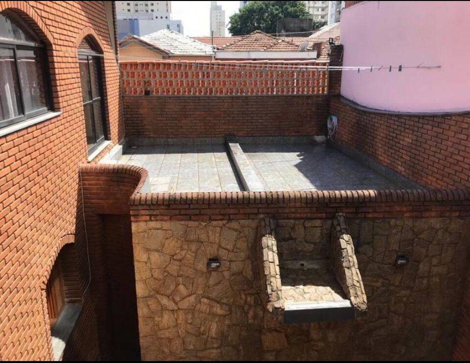 Sobrado à venda com 4 quartos, 250m² - Foto 14