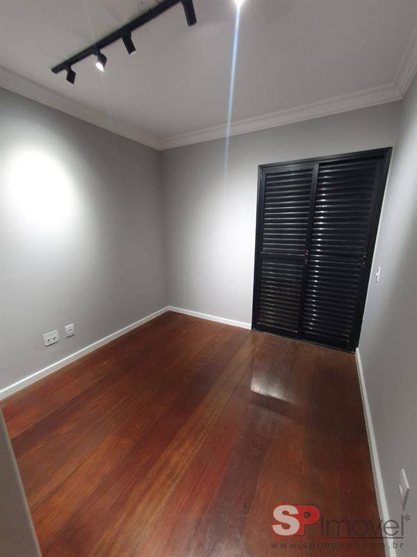 Apartamento à venda com 3 quartos, 114m² - Foto 13