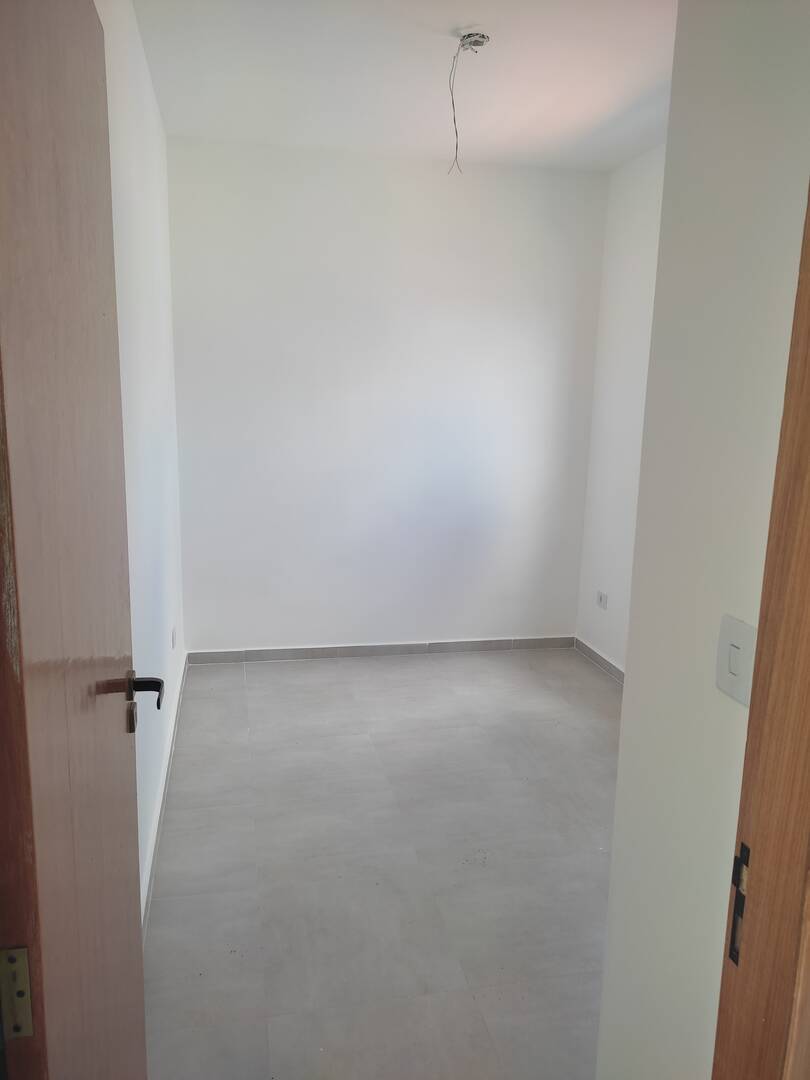 Apartamento à venda com 2 quartos, 32m² - Foto 29